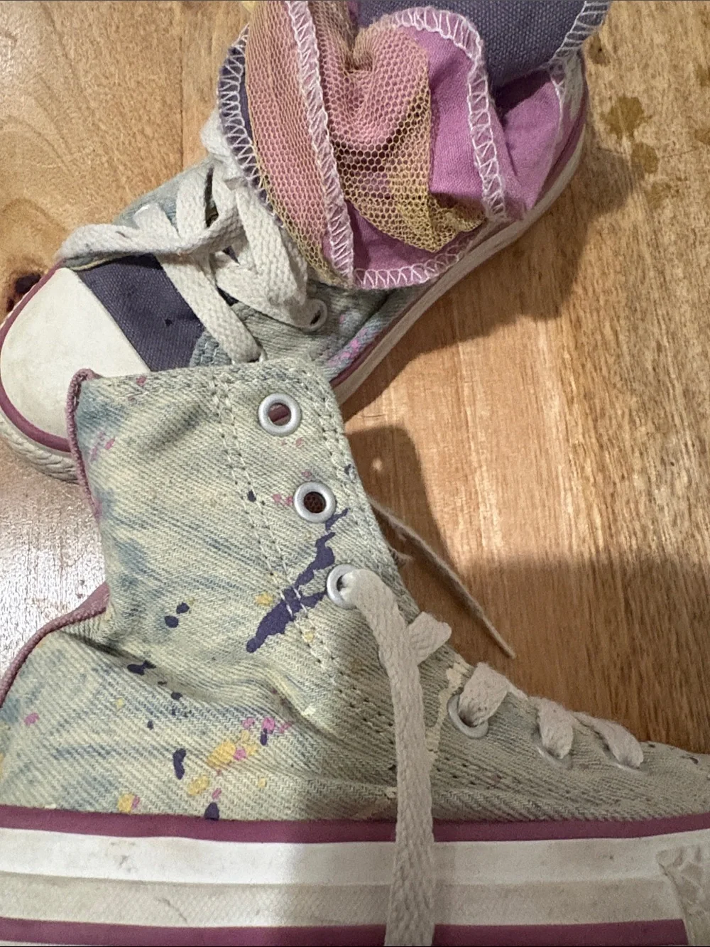 Converse playful high
